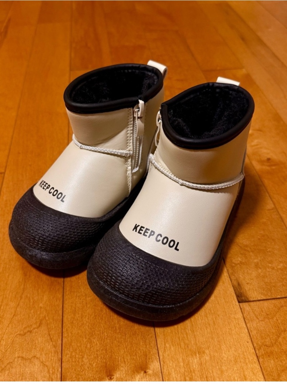 Kids' Cream and Black Zip-On Winter Boots